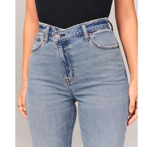 Abercrombie & Fitch 90s Slim Straight high rise